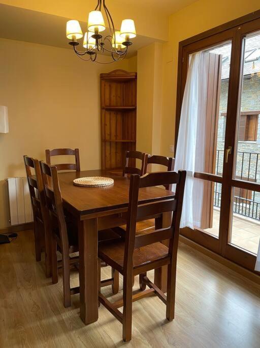 Apartamento Duplex En Benasque Anciles Dış mekan fotoğraf